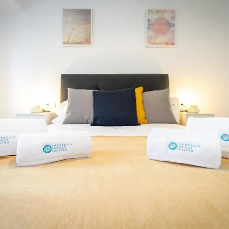 Banus - Center - Super Bright 2br - 2ba - Floor To Ceiling Windows - Prime Ricardo Soriano Location - Close To The & Plaza De Naranjos Old Town - Walk Everywhere - Surrounded By Restaurants, Cafes & Bars Marbella